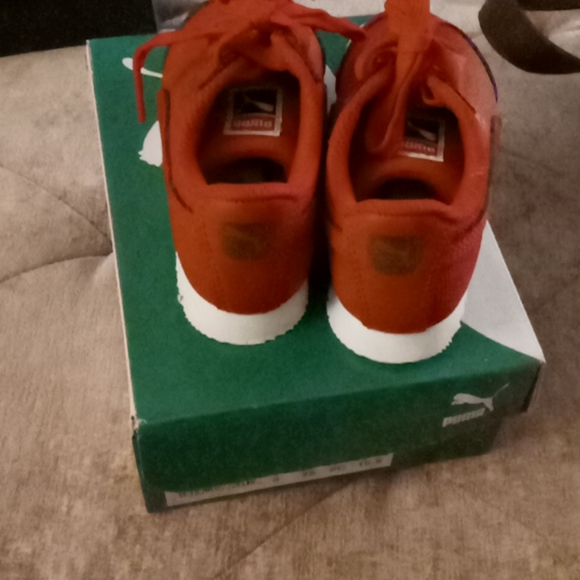 Puma red Roma basic shoes - Picture 3 of 4